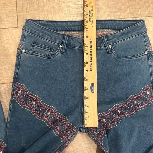 VENUS WOMENS EMBROIDERED JEANS BOOTCUT NEW SIZE 8 - Picture 5 of 14